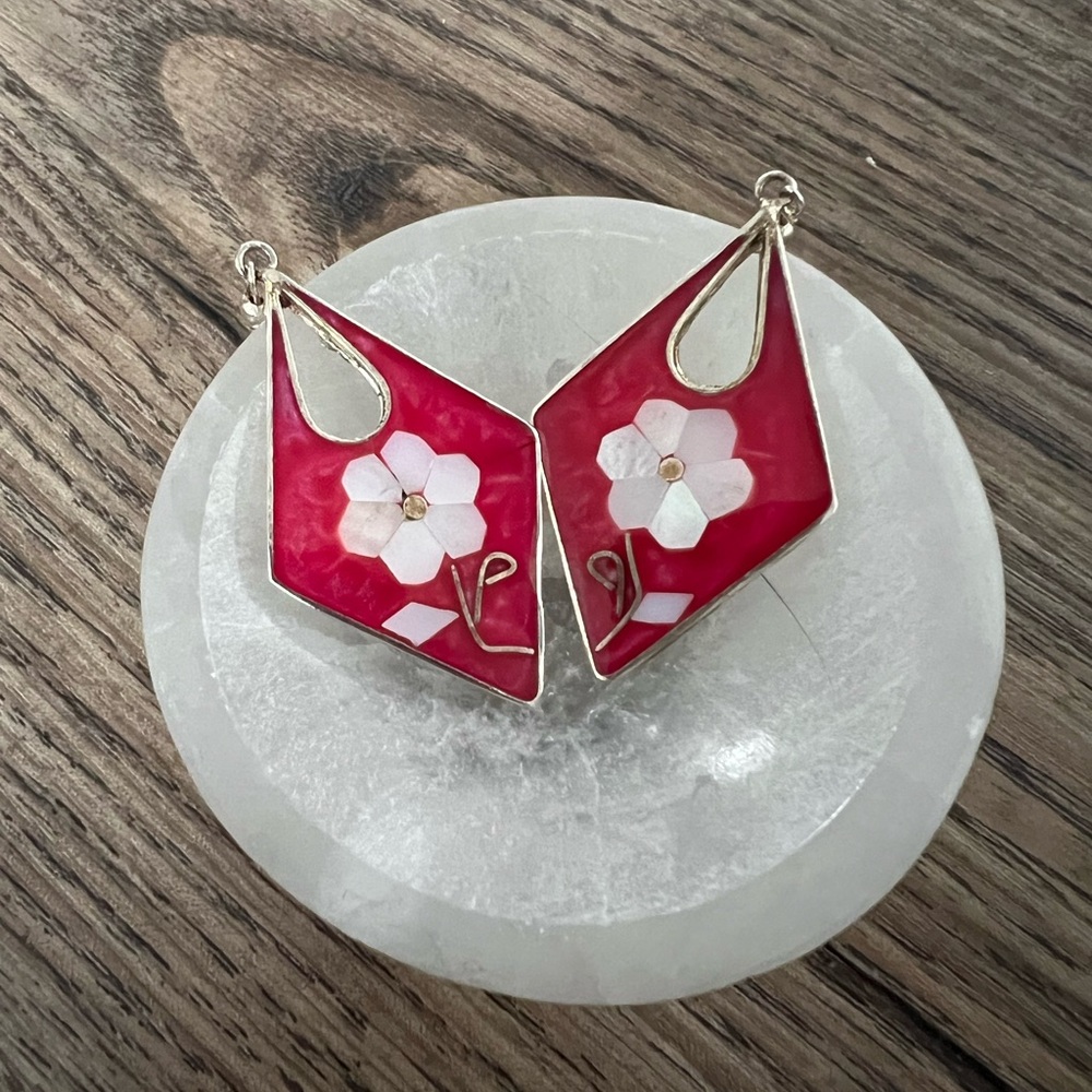 Elegant Pink abalone  Floral Earrings